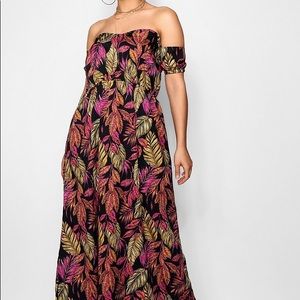 Floral off shoulder maxi dress